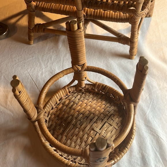 Mini wicker loveseat and table - Picture 8 of 14